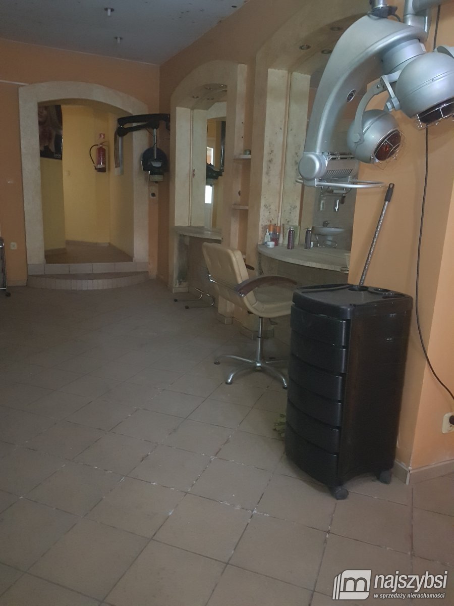 Trzebiatów - Lokal fryzjersko-kosmetyczny (15)