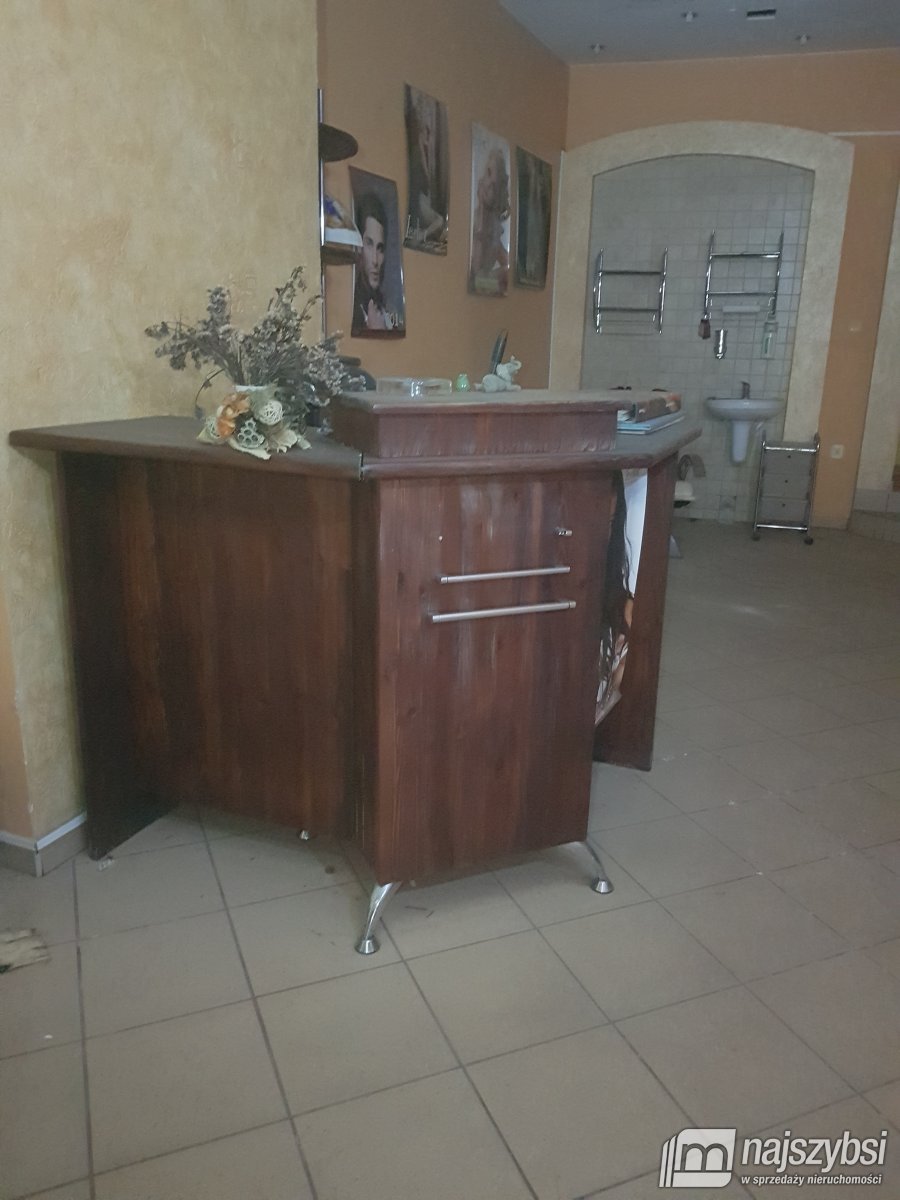 Trzebiatów - Lokal fryzjersko-kosmetyczny (16)