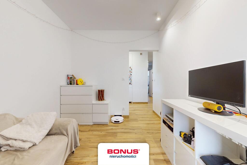 3 pokoje w nowym budynku z miejscem parkingowym. (4)