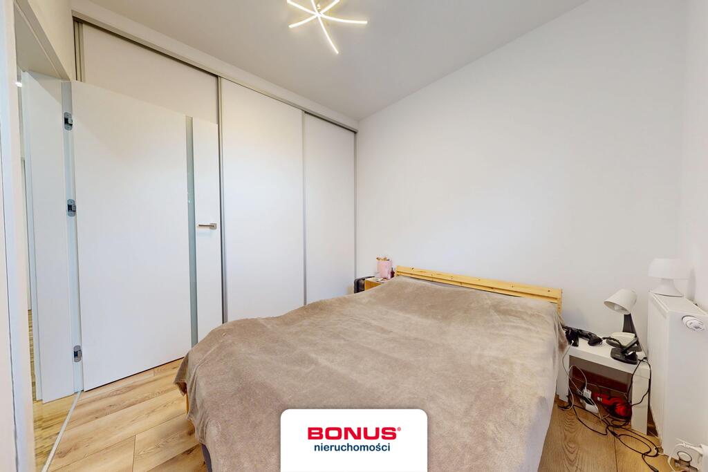 3 pokoje w nowym budynku z miejscem parkingowym. (10)