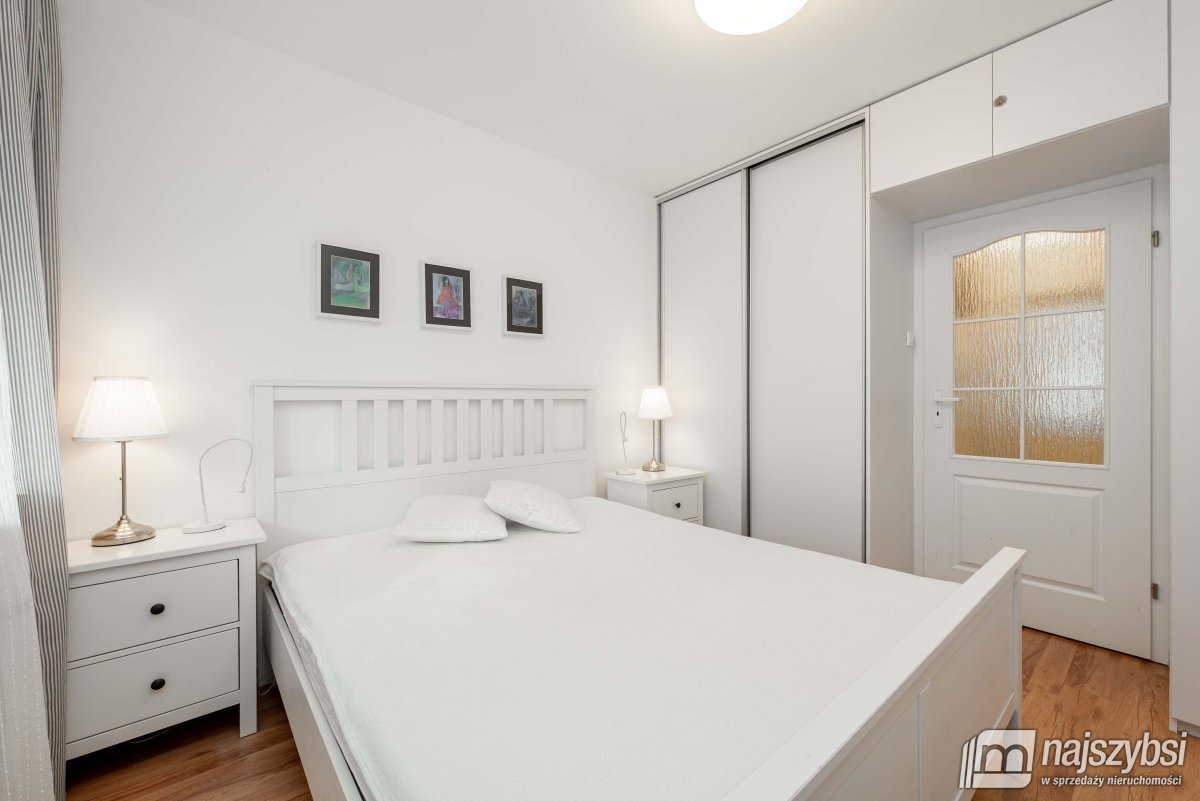 KOŁOBRZEG-MIESZKANIE 500m OD MORZA OSIEDLE JANTAR (15)