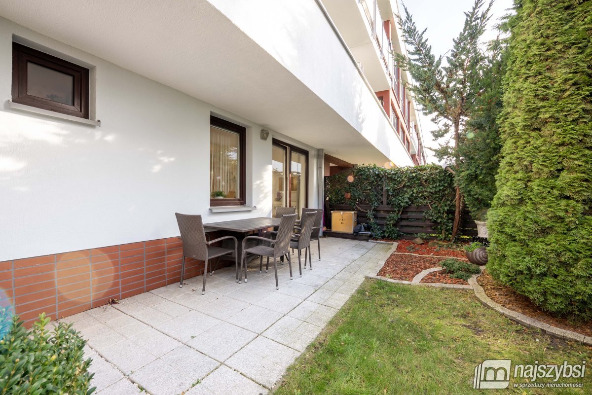 KOŁOBRZEG-MIESZKANIE 500m OD MORZA OSIEDLE JANTAR (17)