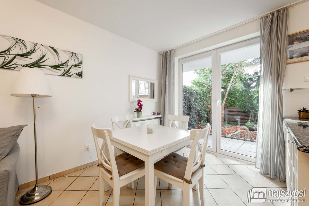 KOŁOBRZEG-MIESZKANIE 500m OD MORZA OSIEDLE JANTAR (7)