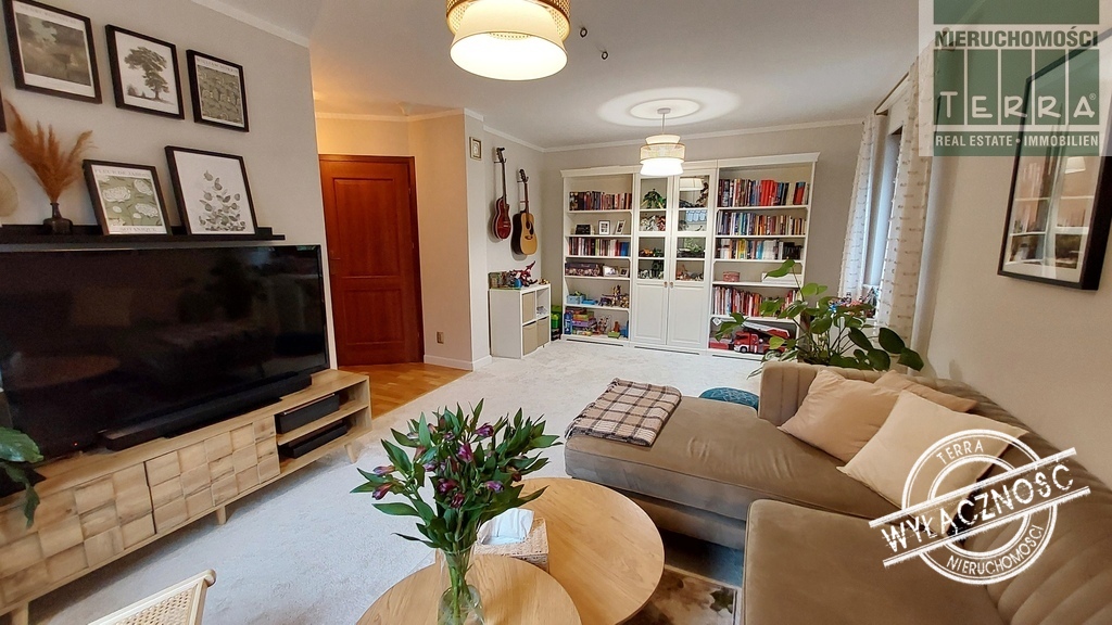 DOM NAD SAMYM JEZIOREM !!! (13)