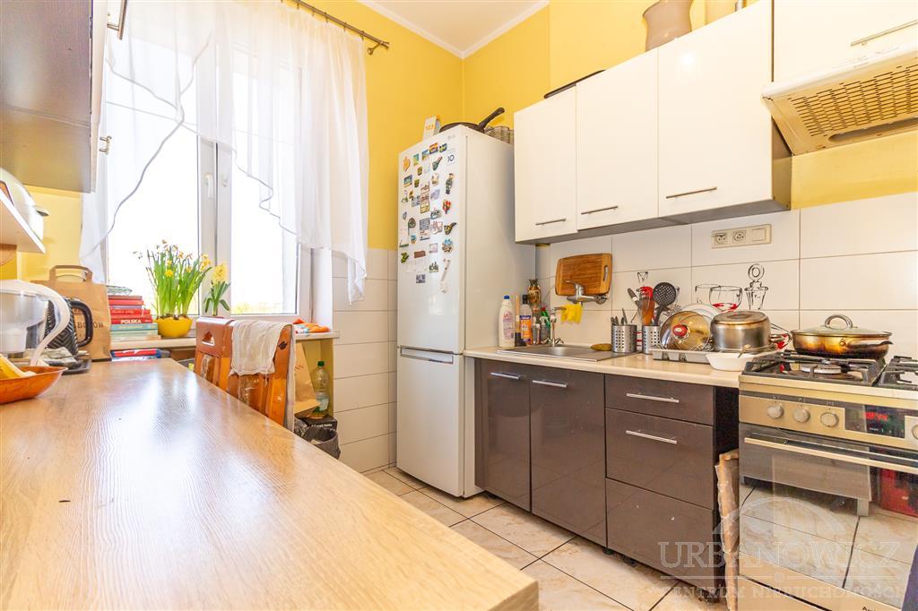 3-pokojowe mieszkanie na 1 piętrze w centrum. (4)
