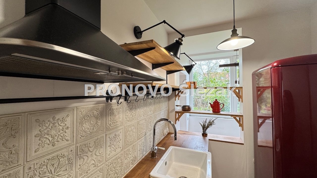 Wyjątkowe 48m2 na zabytkowym Sępolnie.  (3)