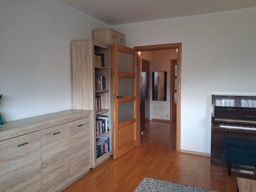 Przytulne 2 pokoje na Osiedlu Bukowym, bez pośredników, do negocjacji. (8)