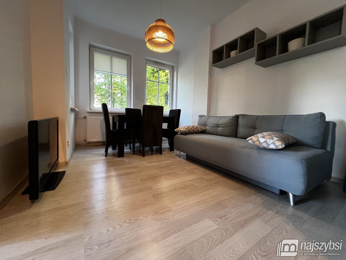 KOŁOBRZEG–PRZESTRONNE 4 POK. NA WYSPIE SOLNEJ  (1)