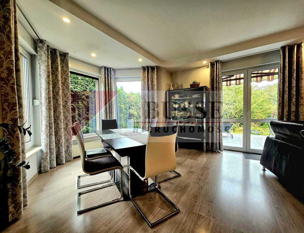 Dom w urokliwym zaciszu Warszewa! (2)