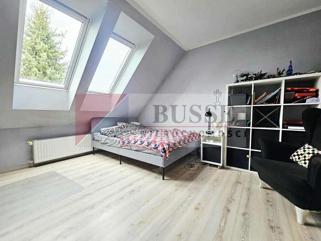 Dom w urokliwym zaciszu Warszewa! (12)