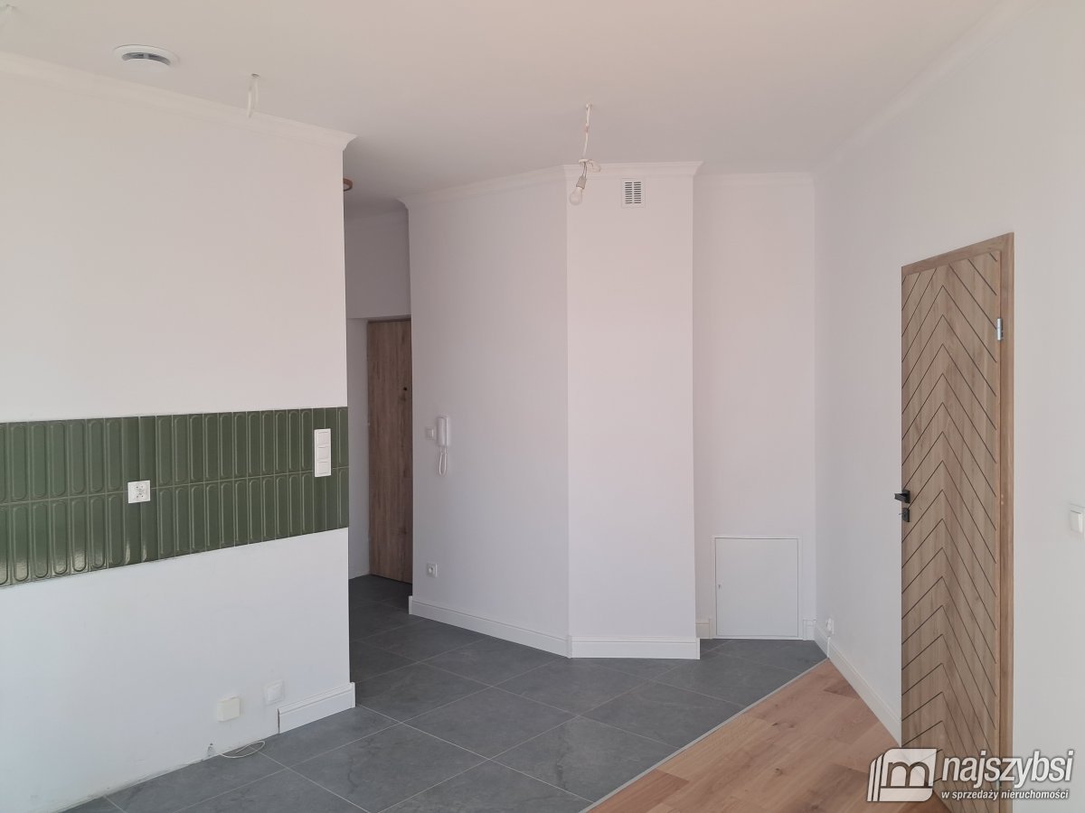 Stargard - niezwykłe mieszkanie z piękną łazienką (6)