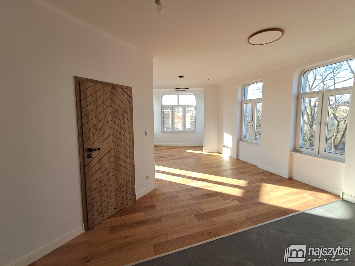 Stargard - niezwykłe mieszkanie z piękną łazienką (9)