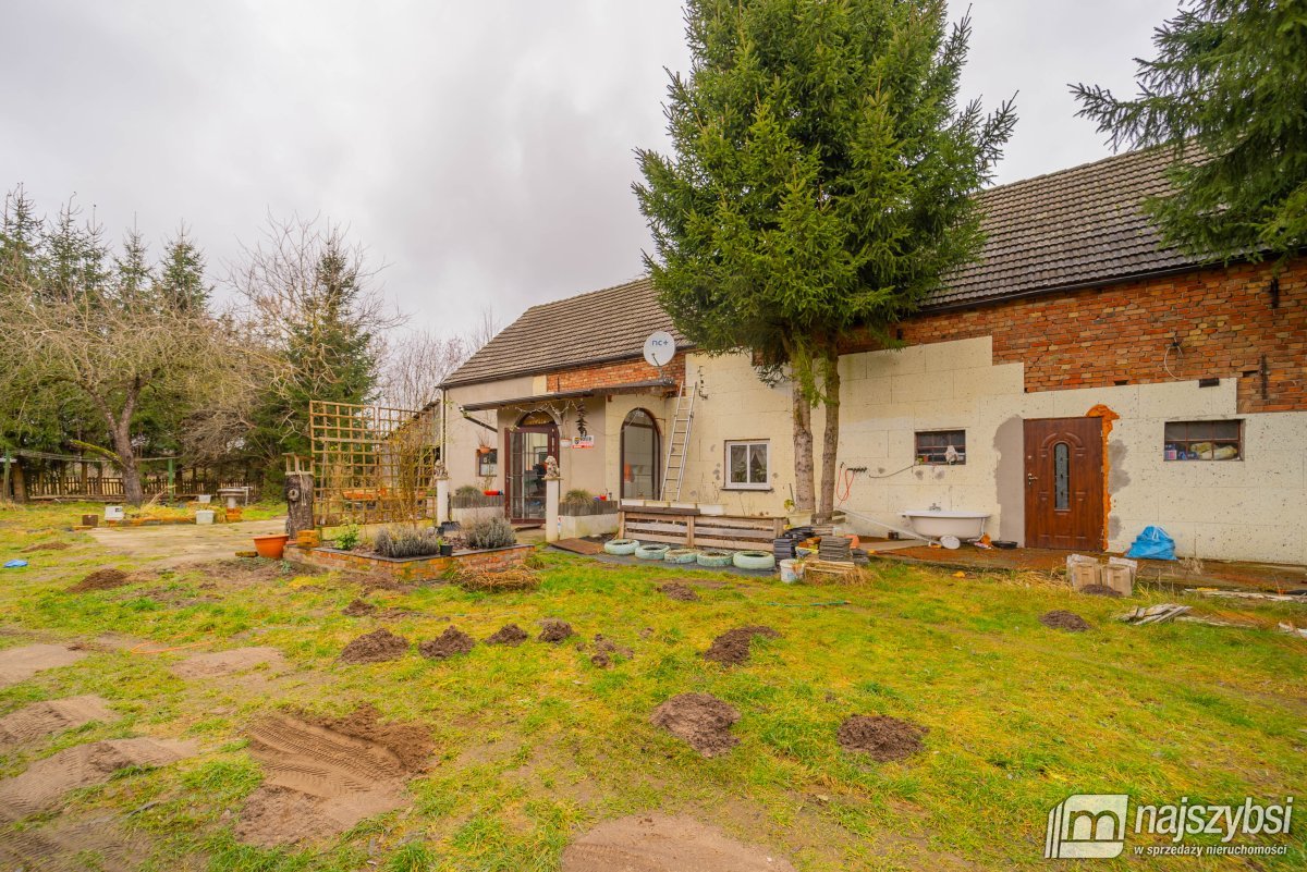 Sierakowo-gmina Dobrzany-dom (1)