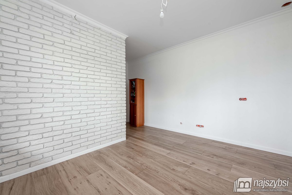 SŁAWOBORZE - NOWOCZESNY DOM NA SPRZEDAŻ (18)