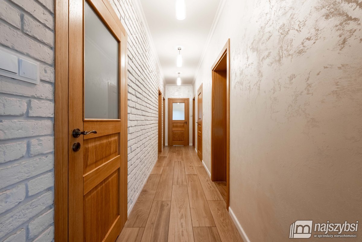 SŁAWOBORZE - NOWOCZESNY DOM NA SPRZEDAŻ (22)