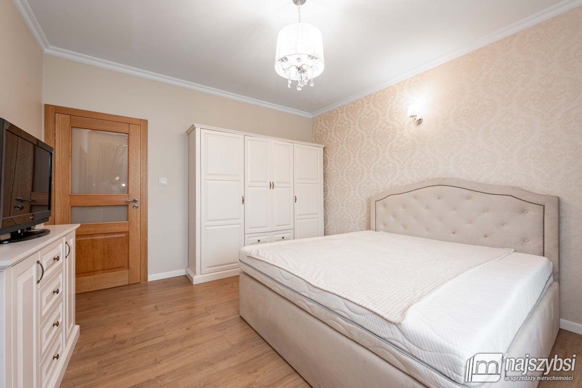 SŁAWOBORZE - NOWOCZESNY DOM NA SPRZEDAŻ (29)