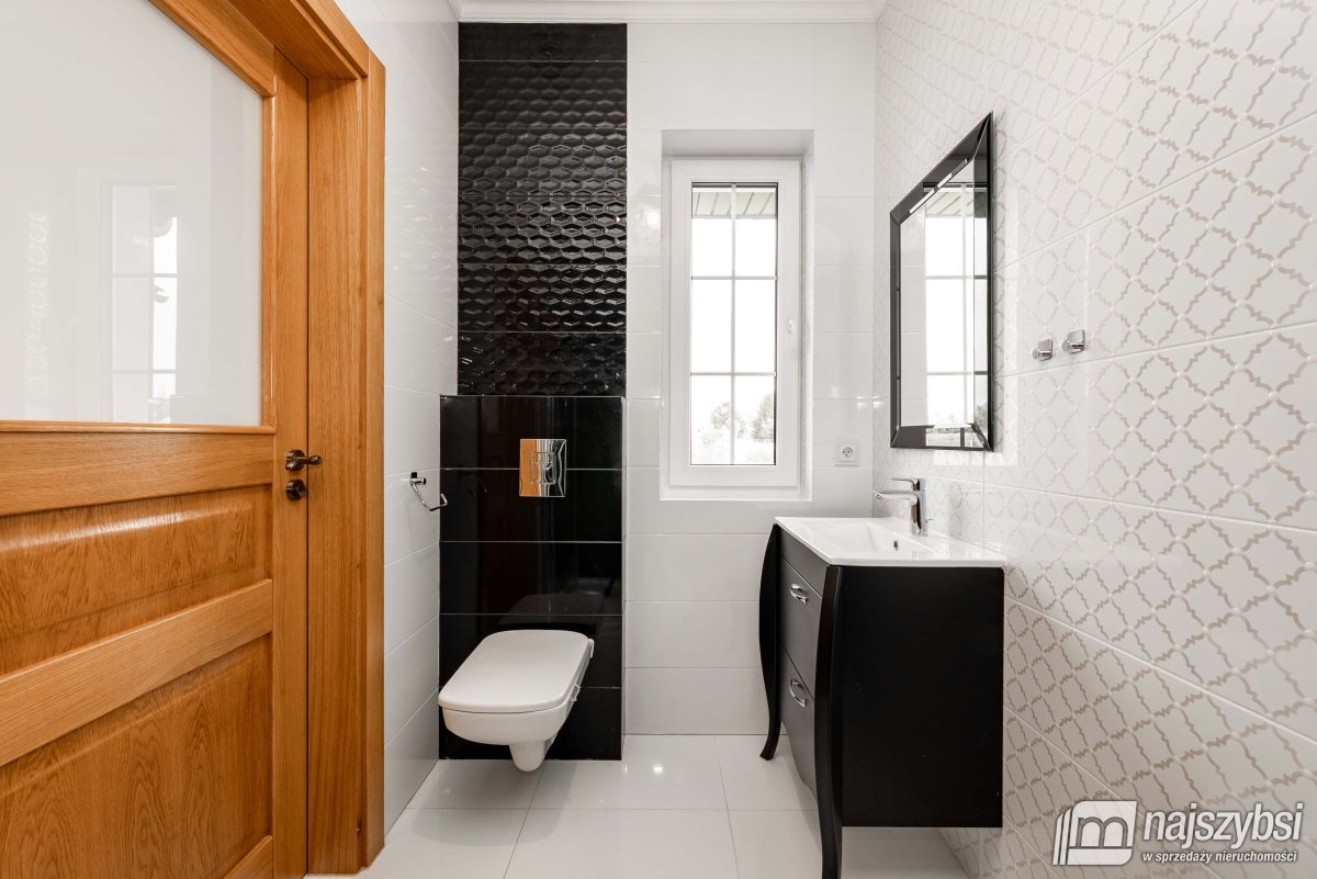 SŁAWOBORZE - NOWOCZESNY DOM NA SPRZEDAŻ (31)