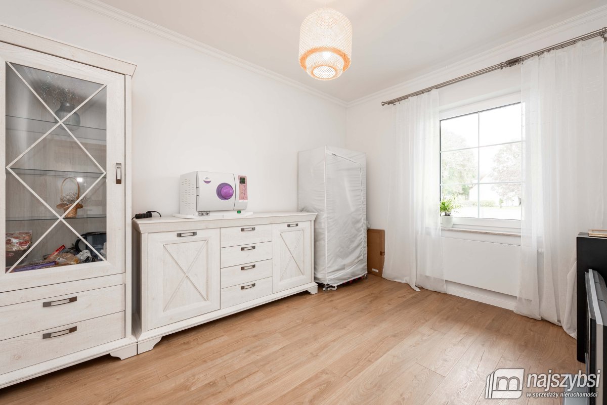 SŁAWOBORZE - NOWOCZESNY DOM NA SPRZEDAŻ (33)