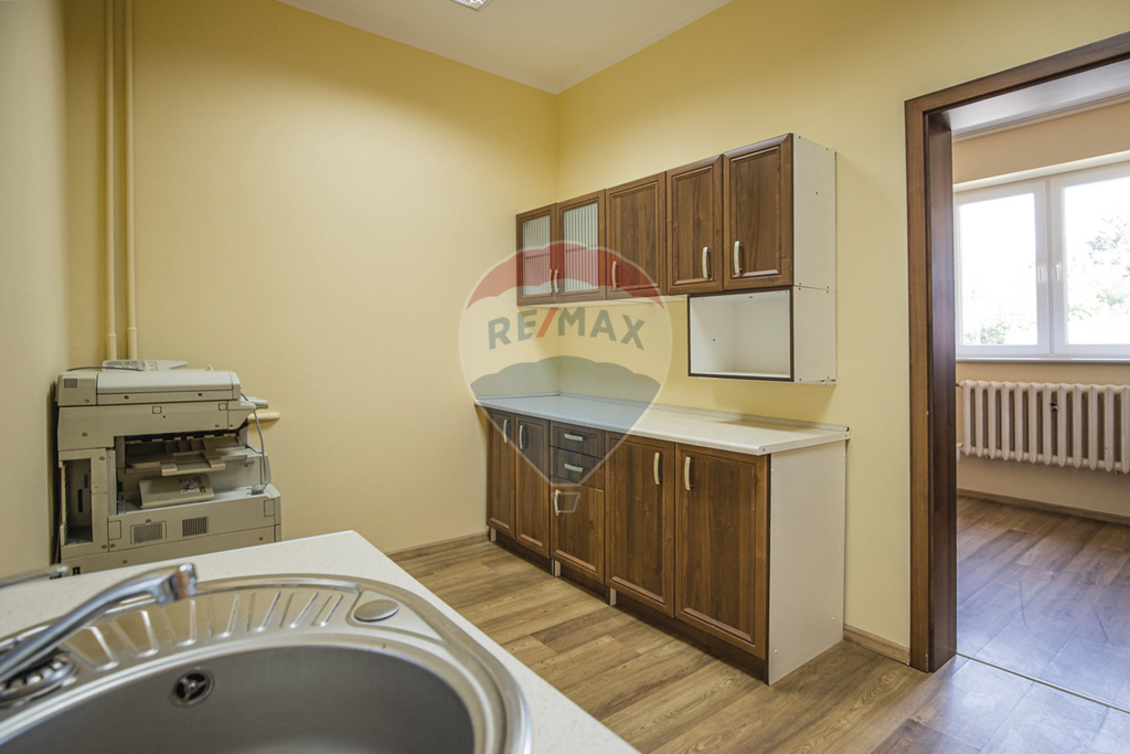 Komfortowe biuro na parterze - pow. 18,91 m2! (5)