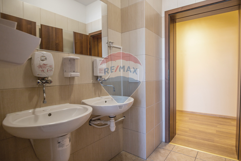 Komfortowe biuro na parterze - pow. 18,91 m2! (8)