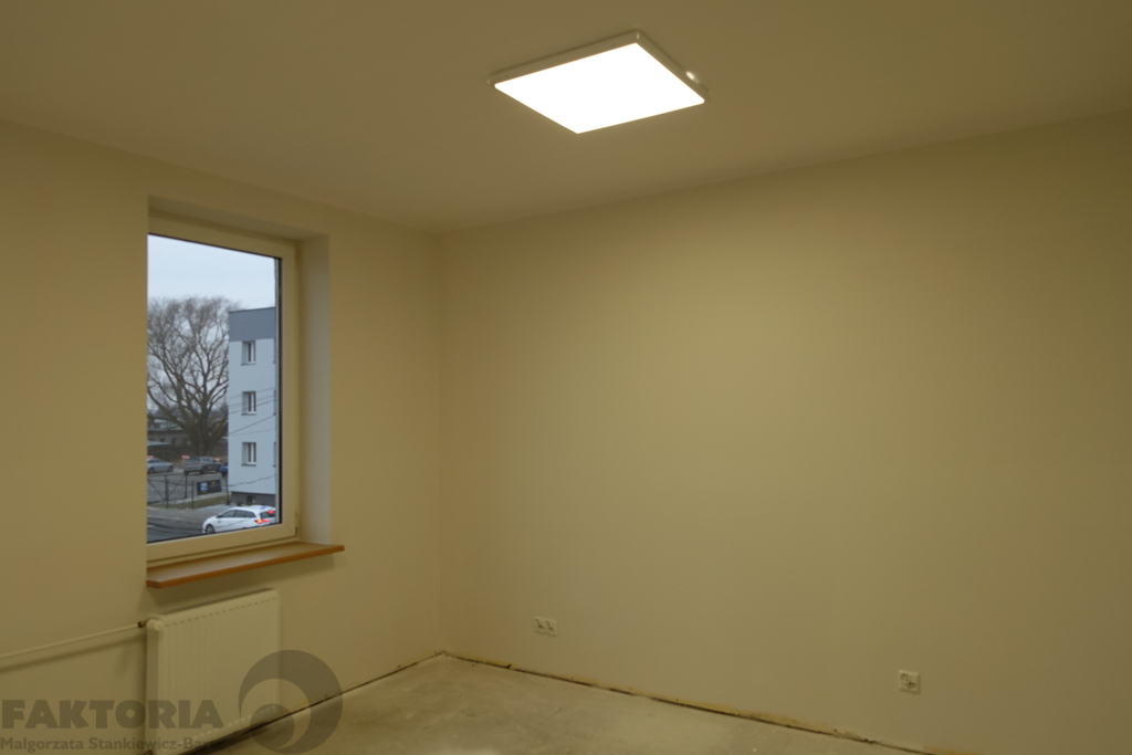 Budynek biurowy 334 m2 Gumieńce (30)