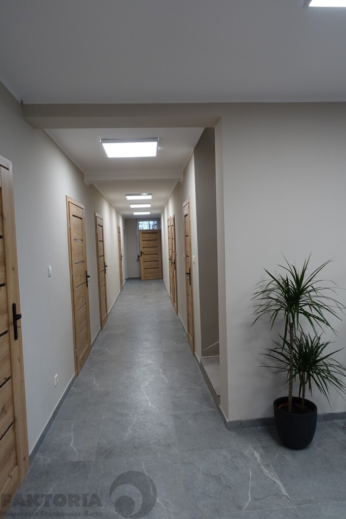 Budynek biurowy 334 m2 Gumieńce (3)