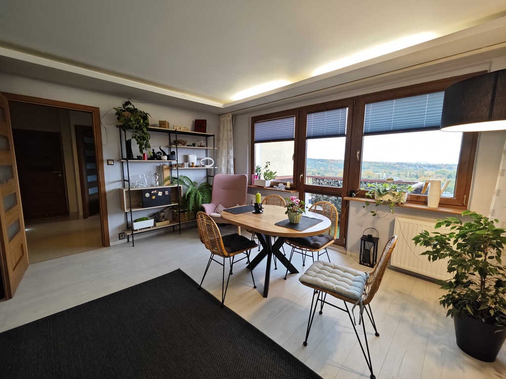 Atrakcyjne 2pok. na Os.Zawadzkiego, 53m2, balkon ! (2)