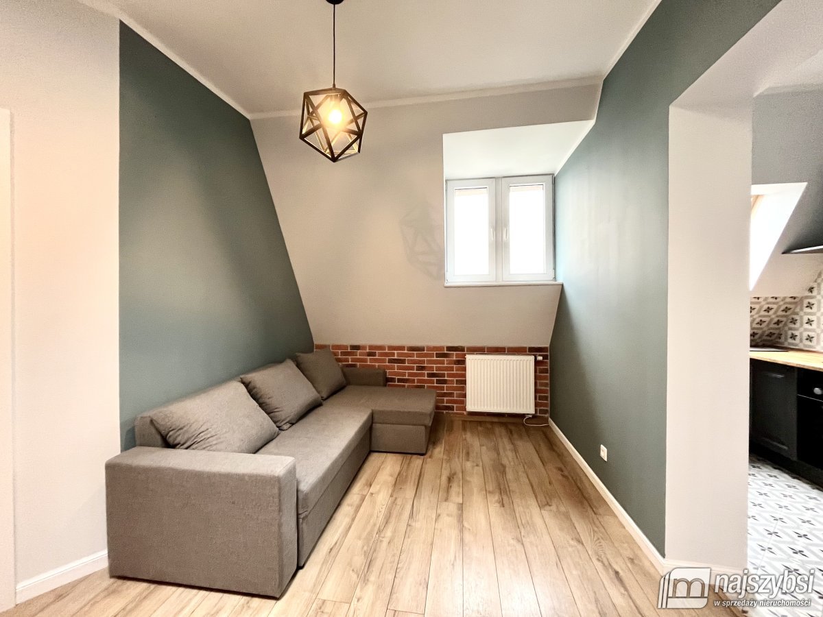 Szczecin – Funkcjonalne mieszkanie na poddaszu (3)