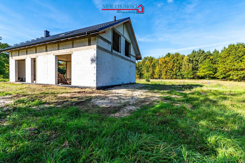 Nowy dom w sąsiedztwie lasu (gm. Stepnica) (3)