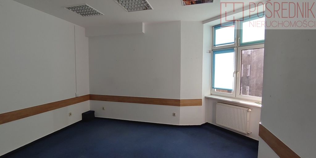 Pokój 17,5m2 biurowy w Centrum (2)