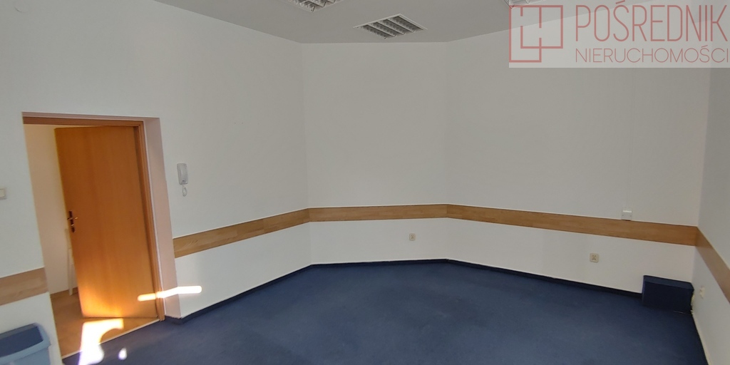 Pokój 17,5m2 biurowy w Centrum (3)