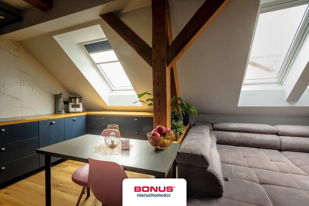 Klimatyczna 3-pokojowa adaptacja na Niebuszewie! (4)