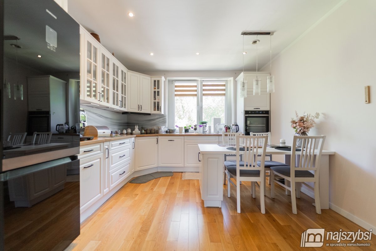 Pyrzyce-bezczynszowe, 1 piętro - 50,40 m2 (11)