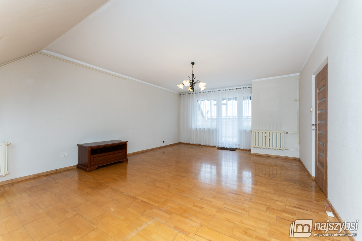 STARGARD- duże mieszkanie- OSIEDLE PYRZYCKIE (1)