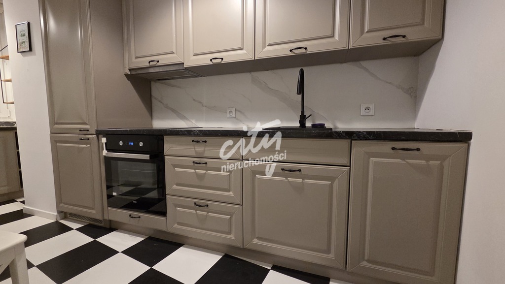 3-pokojowe mieszkanie z osobną kuchnią i garderobą (7)