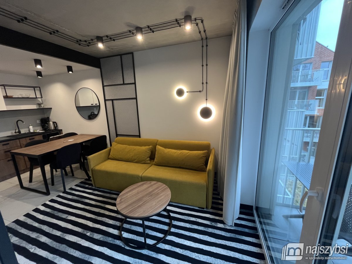 KOŁOBRZEG - APARTAMENT Z BALKONEM - NETTO 429000! (10)