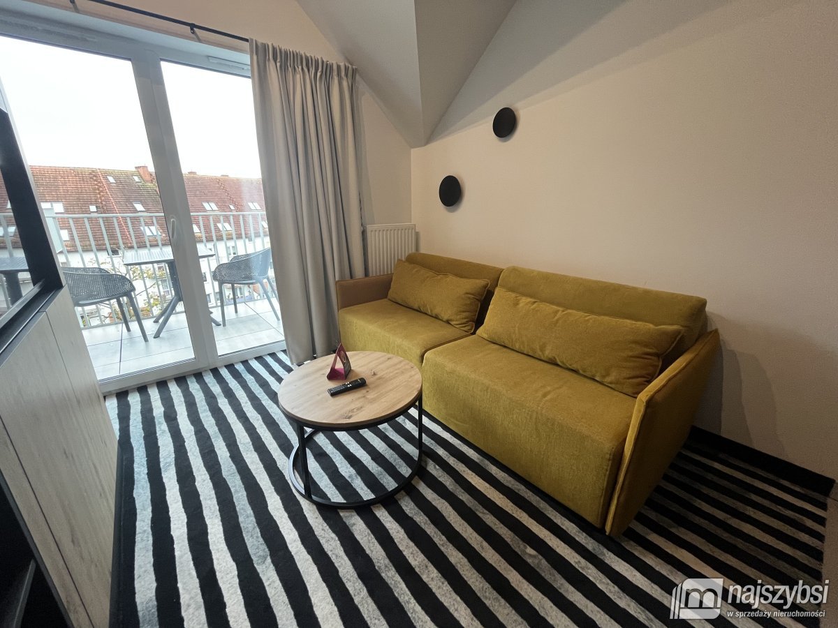 KOŁOBRZEG - APARTAMENT Z BALKONEM - NETTO 429000! (11)