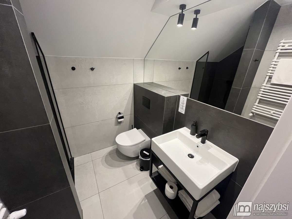 KOŁOBRZEG - APARTAMENT Z BALKONEM - NETTO 459000 ! (34)