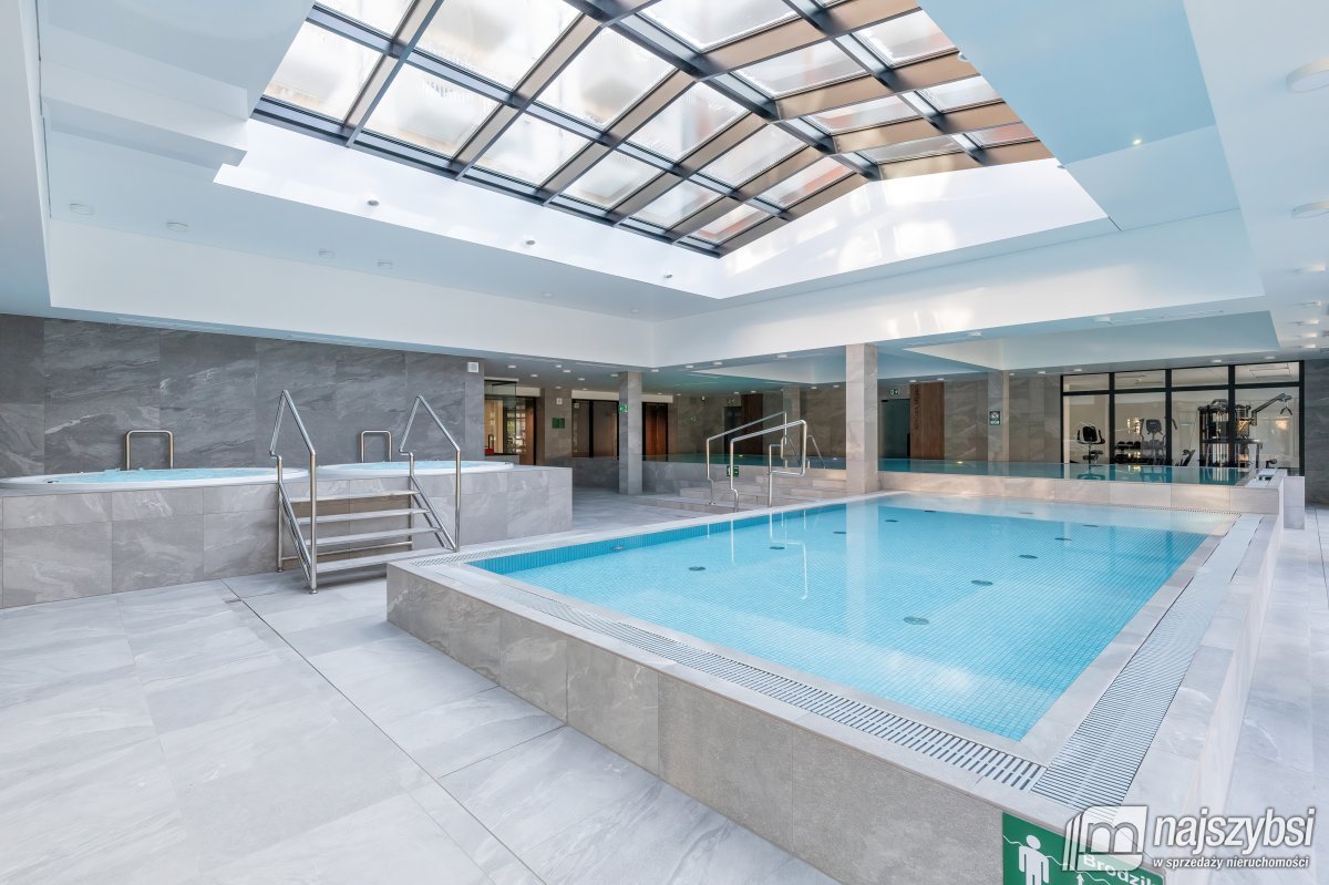 KOŁOBRZEG - APARTAMENT Z BALKONEM - NETTO 459000 ! (40)