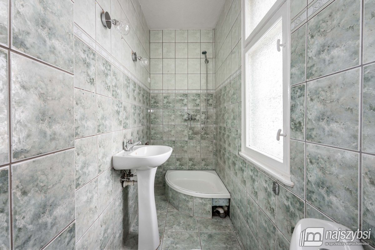 Drawsko Pomorskie-połowa domu z ogrodem i garażem (12)