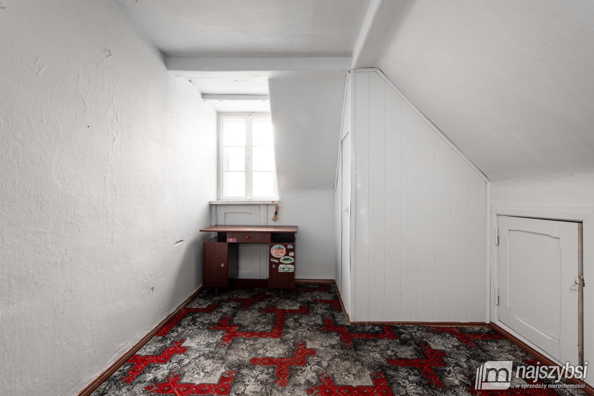 Drawsko Pomorskie-połowa domu z ogrodem i garażem (15)