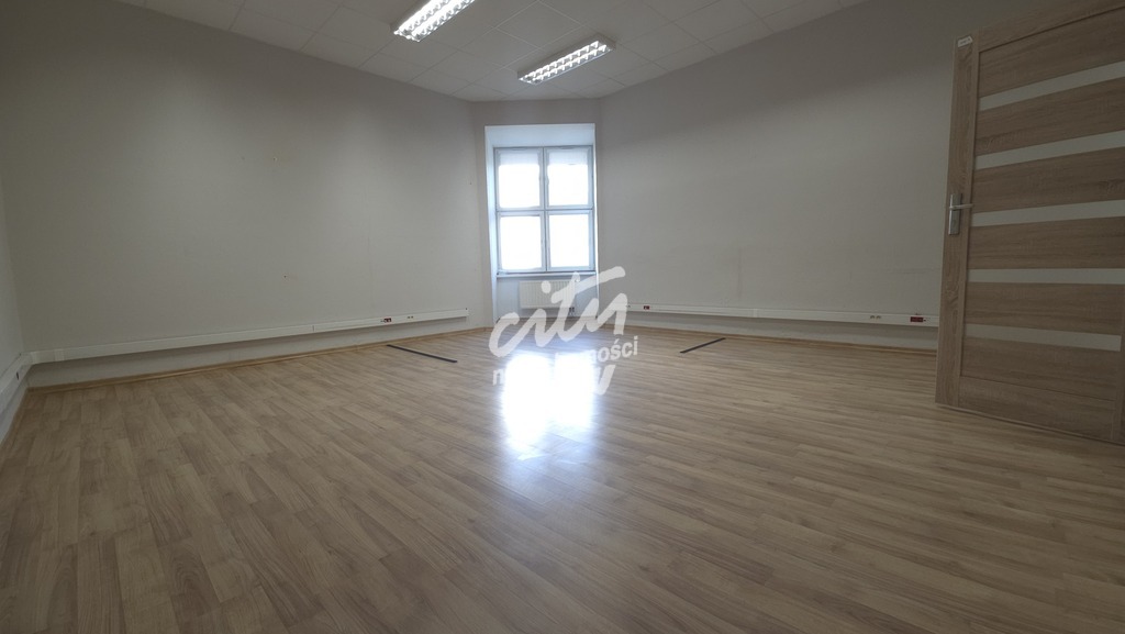 Atrakcyjny lokal biurowy – 267 m² | Centrum (1)