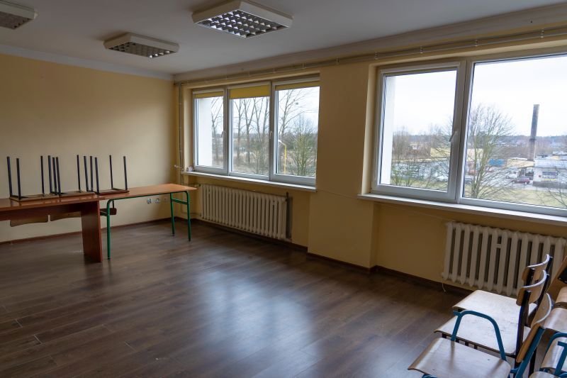 Na wynajem pomieszczenie/biuro 38m2 w Nowogardzie (1)