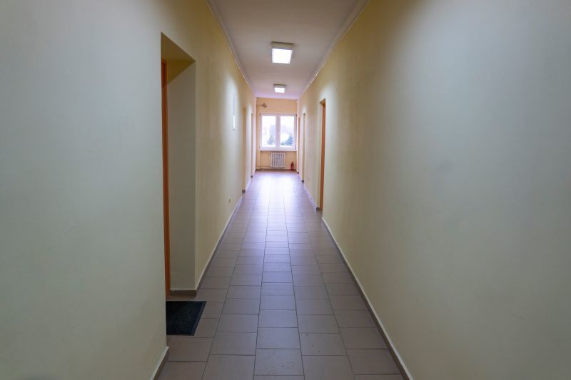 Na wynajem pomieszczenie/biuro 38m2 w Nowogardzie (8)