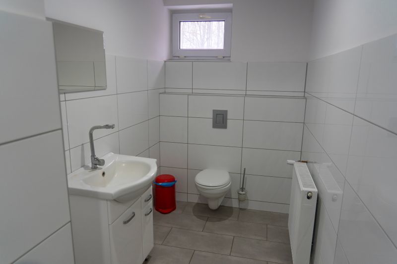 Na wynajem pomieszczenie/biuro 38m2 w Nowogardzie (16)