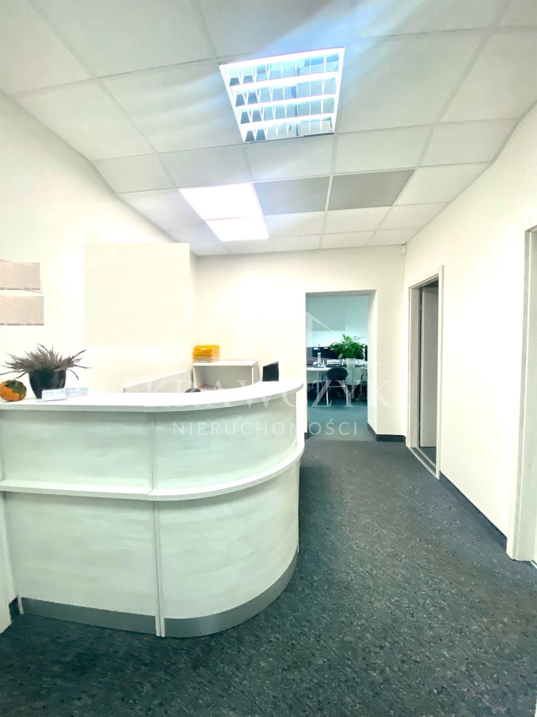 WAŁY CHROBREGO, FILHARMONIA - BIURA (3)