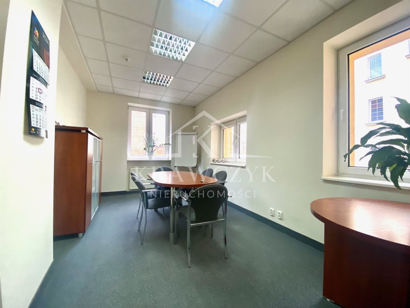 WAŁY CHROBREGO, FILHARMONIA - BIURA (6)