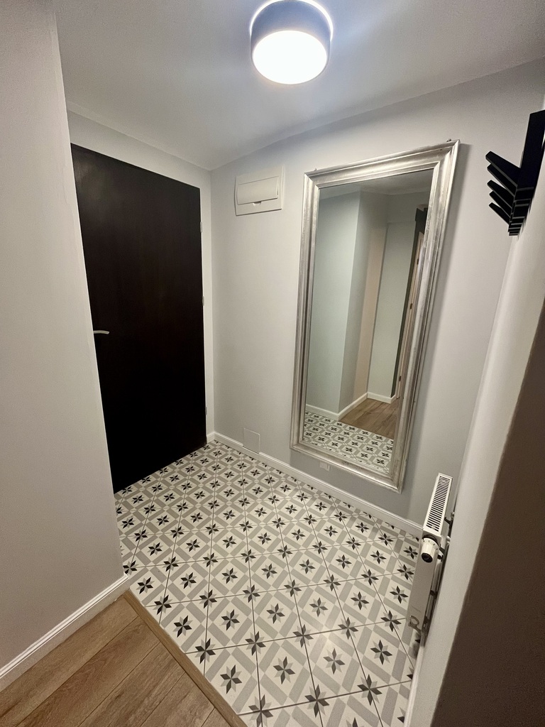 Trzypokojowe mieszkanie w Centrum po remoncie! (5)