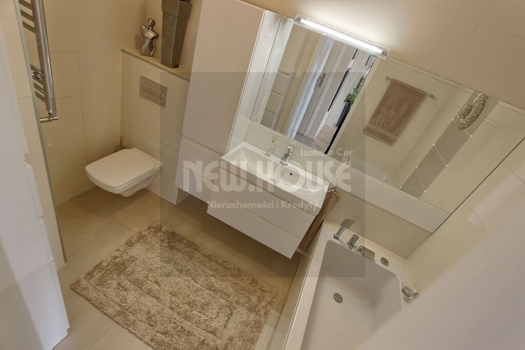 Unikatowe mieszkanie z dużym tarasem Bandurskiego (10)