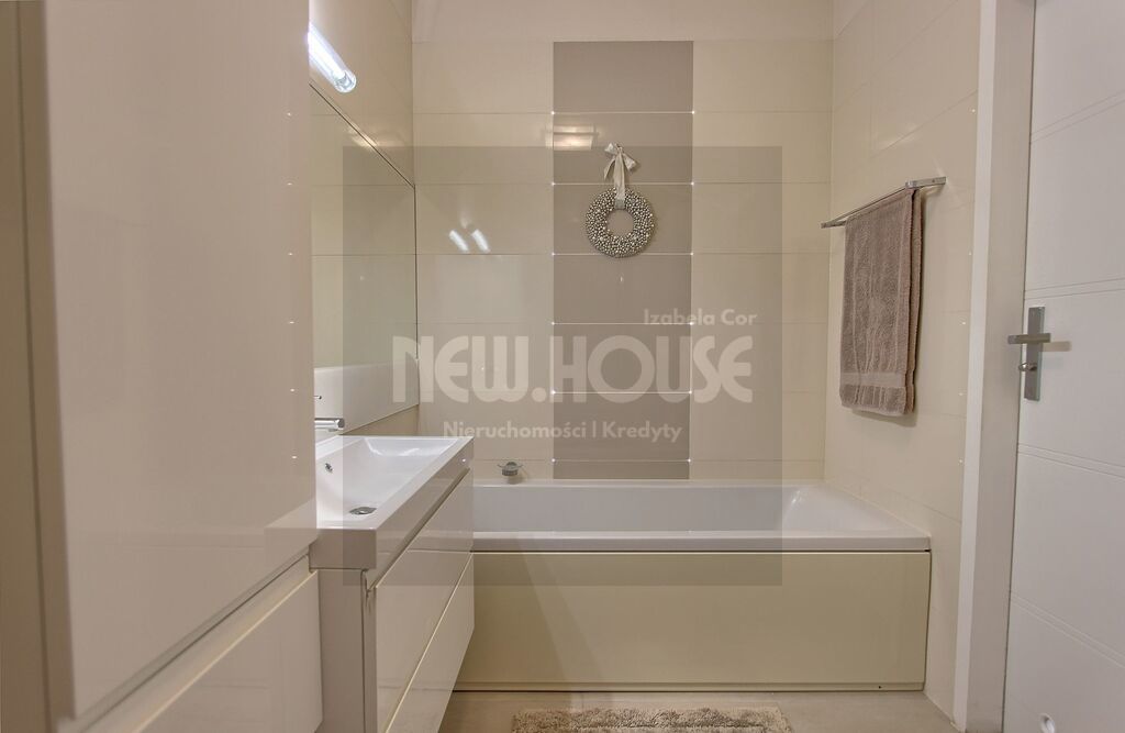 Unikatowe mieszkanie z dużym tarasem Bandurskiego (11)